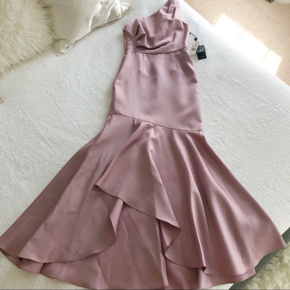 ADRIANNA PAPELL
ONE-SHOULDER RUFFLED EVENING DRESS - Picture 10 of 10